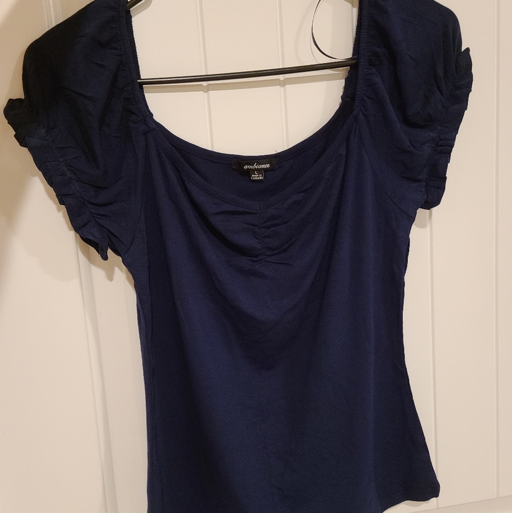 Navy crop top